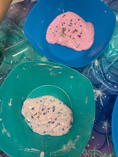 Picture of the Slime Package where the final slime has been made.